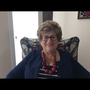 Meet your Posher, Iris